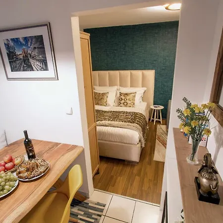 アパート Artorius *